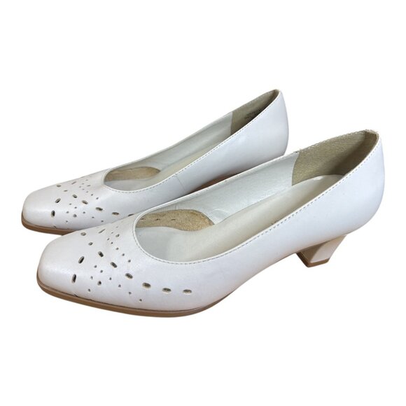 Naturalizer Vanity Close Toe Cut Out Leather Pumps 6M - Picture 6 of 11